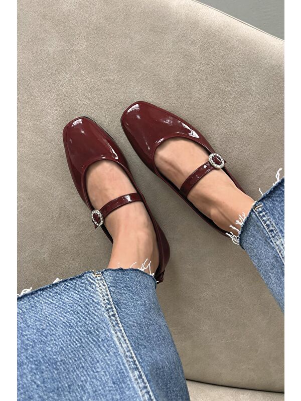 Straswans Bordo Straswans Berny Kemer Kadın Detay Rugan Babet