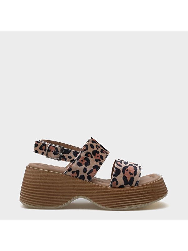 Capone Outfitters Dora Dolgu Topuklu Çift Bantlı Kadın Sandalet