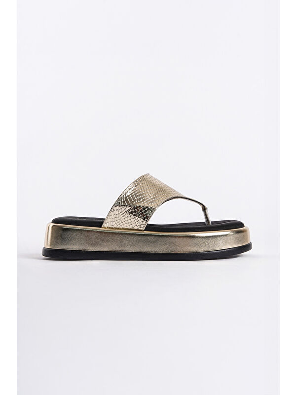 Dolgu Topuklu Taşlı Parmak Arasıı Kadın Terlik - Görsel 3