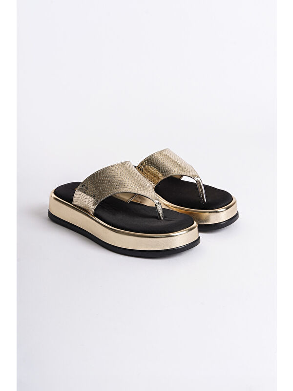 Dolgu Topuklu Taşlı Parmak Arasıı Kadın Terlik - Görsel 5