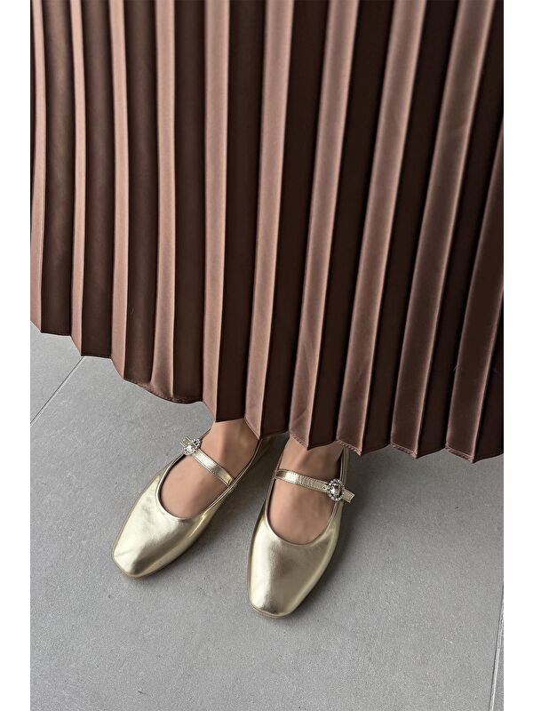 Straswans Beyaz Straswans Berny Kemer Kadın Detay Deri Babet