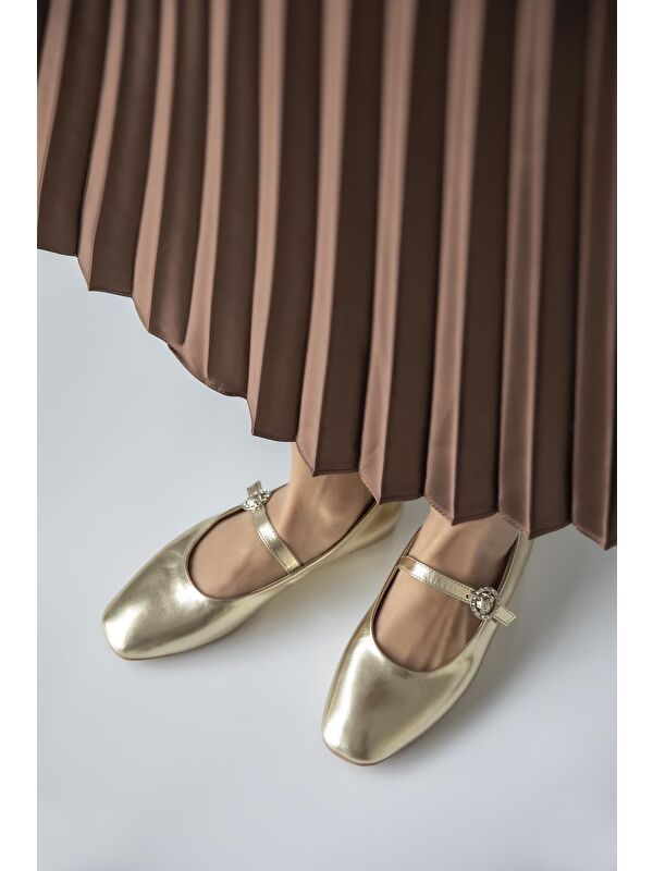 Straswans Beyaz Straswans Berny Kemer Kadın Detay Deri Babet