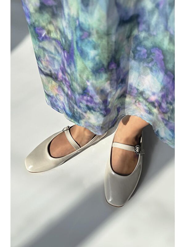 Straswans Bordo Straswans Berny Kemer Kadın Detay Rugan Babet