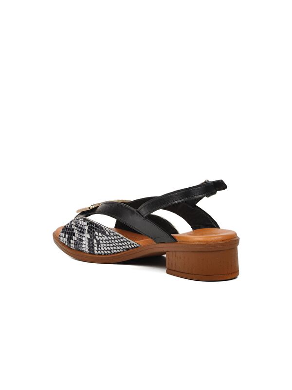 Siyah Hakiki Deri Kadın Sandalet 24026020Y - Görsel 5