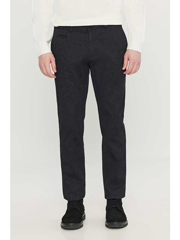 Altınyıldız Classics Erkek Siyah Pamuklu Slim Fit Dar Kesim Yan Cepli Armürlü Esnek Casual Pantolon