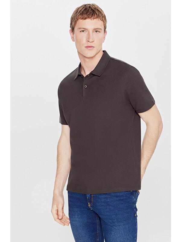 AC&Co / Altınyıldız Classics Erkek Acı Kahve %100 Pamuk Slim Fit Dar Kesim Polo Yaka Jakarlı Triko Tişört