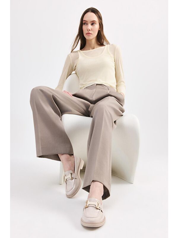 Kadın Rugan Bej Tokalı Klasik Loafer - Görsel 4