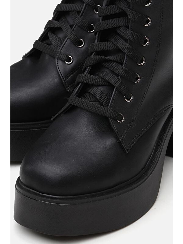 Siyah Kadın Topuklu Bot - Görsel 4