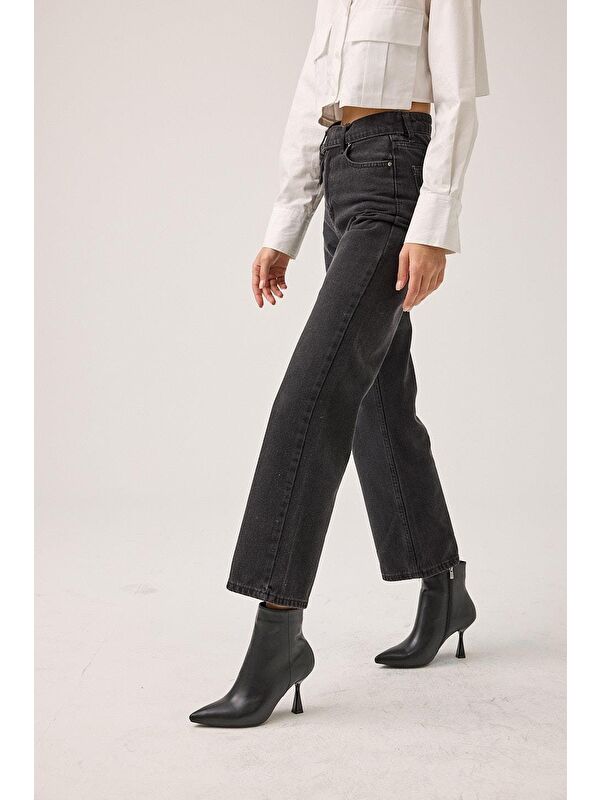 Siyah Kadın Topuklu Bot - Görsel 9