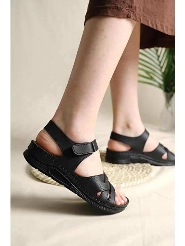 Sera Ortopedik Hafif Taban Günlük Anne Kadın Sandalet - Görsel 4