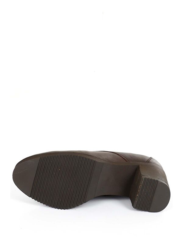 KAHVERENGİ Hakiki Deri Yuvarlak Burun Orta Topuklu Bağcıklı Kadın Ayakkabı 24230 - Görsel 9