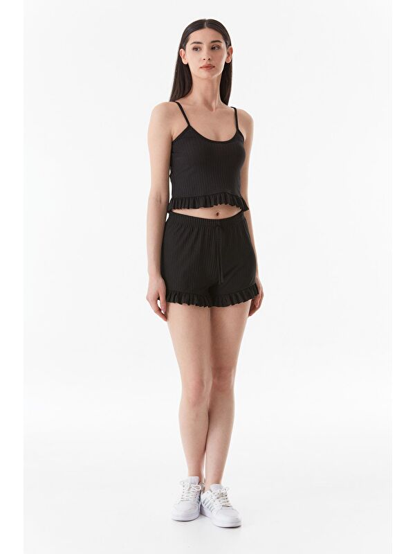 Fullamoda Basic Askılı Fırfırlı Şortlu Pijama Takımı
