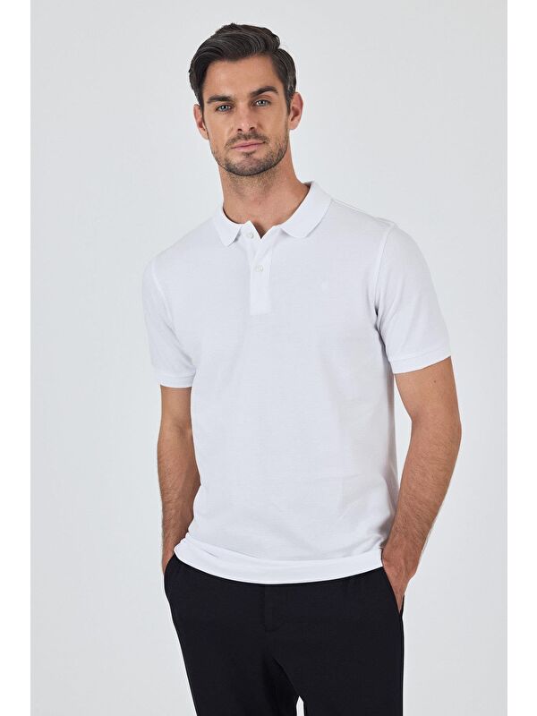 İMZA Beyaz Polo Yaka Kısa Kol Cepsiz Slim Fit Classic Pamuklu Tişört 1011250177