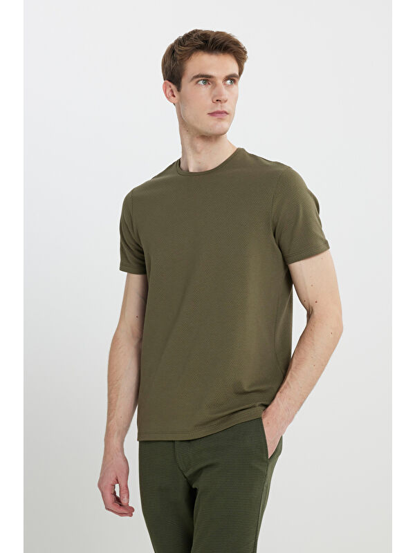 Altınyıldız Classics Erkek Haki Slim Fit Dar Kesim Bisiklet Yaka Desenli Tişört