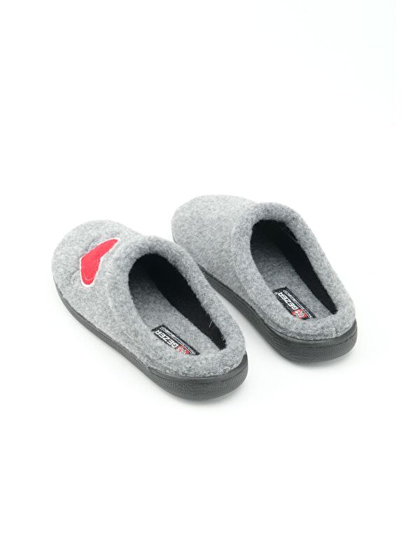 Kışlık Kadın Ev Bahçe Comfort Taban Nakışlı Kalp Desenli Keçe Terlik - Görsel 5