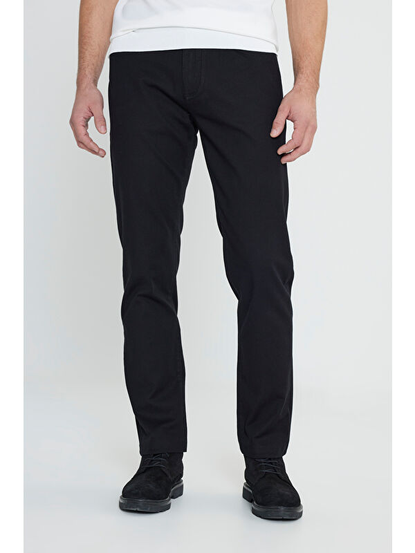 Altınyıldız Classics Erkek Siyah Pamuklu Slim Fit Dar Kesim 5 Cep Armürlü Esnek Pantolon