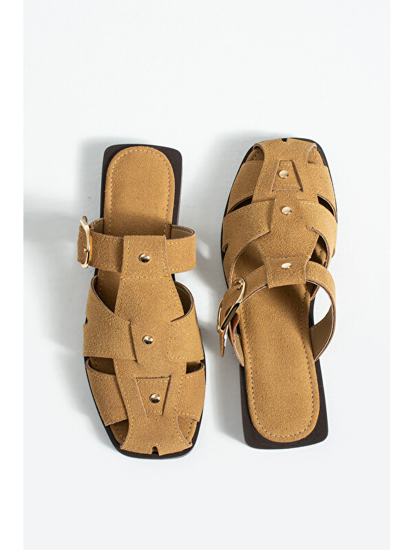 DUXAL SHOES Fabian Kadın Camel Süet Kafesli Sandalet Terlik Toka Detaylı