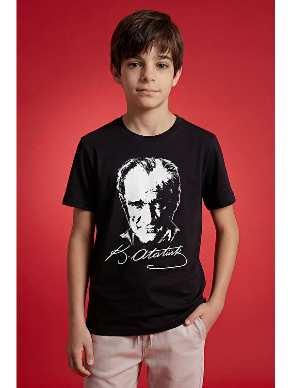 Tommylife Siyah Atatürk Baskılı Unisex T-Shirt - 11332