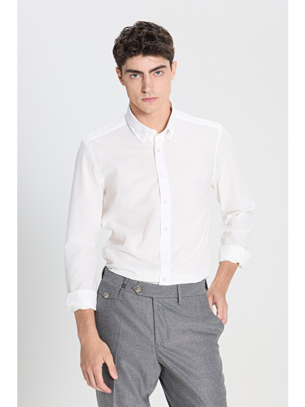 Altınyıldız Classics Erkek Beyaz Slim Fit Dar Kesim Düğmeli Yaka %100 Pamuk Gömlek