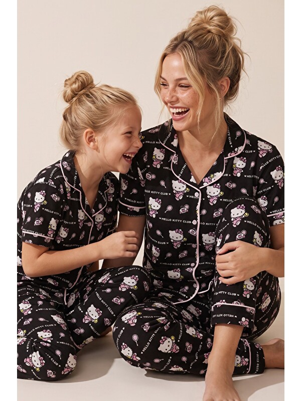 Siyah İnci Hello Kitty Lisanslı %100 Pamuk Pembe Çok Renkli Düğmeli Biyeli Pijama Takım 26120451
