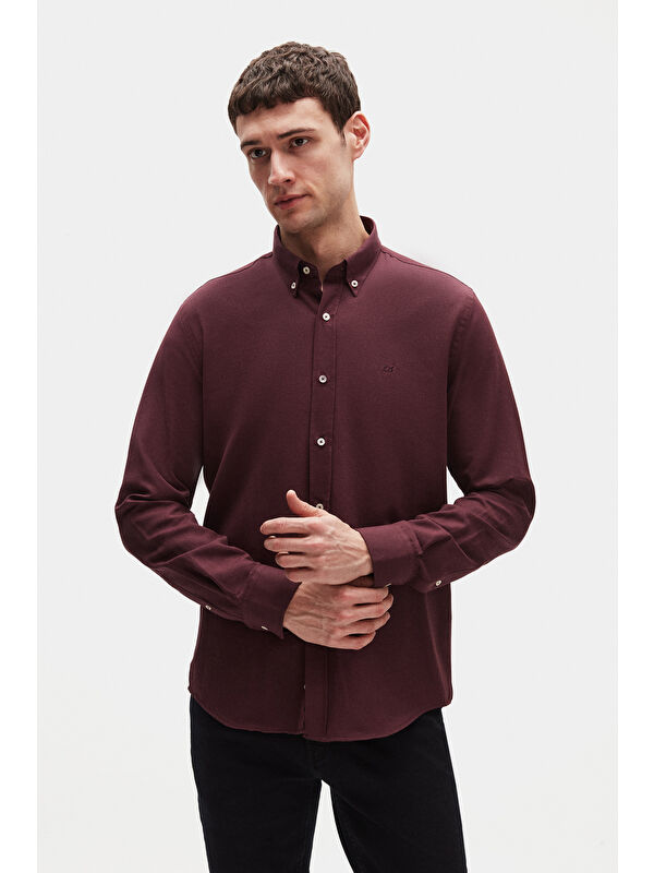 D'S damat Slim Fit Mürdüm Oxford Düğmeli Yaka Kolay Ütülenebilir Nakış Detaylı Pamuklu Gömlek
