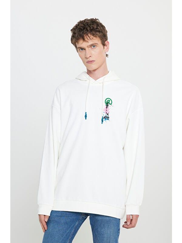 Lee Loose Fit Rahat Kesim Kapüşonlu İçi Polarlı Sırt Baskılı Kırık Beyaz Sweatshirt