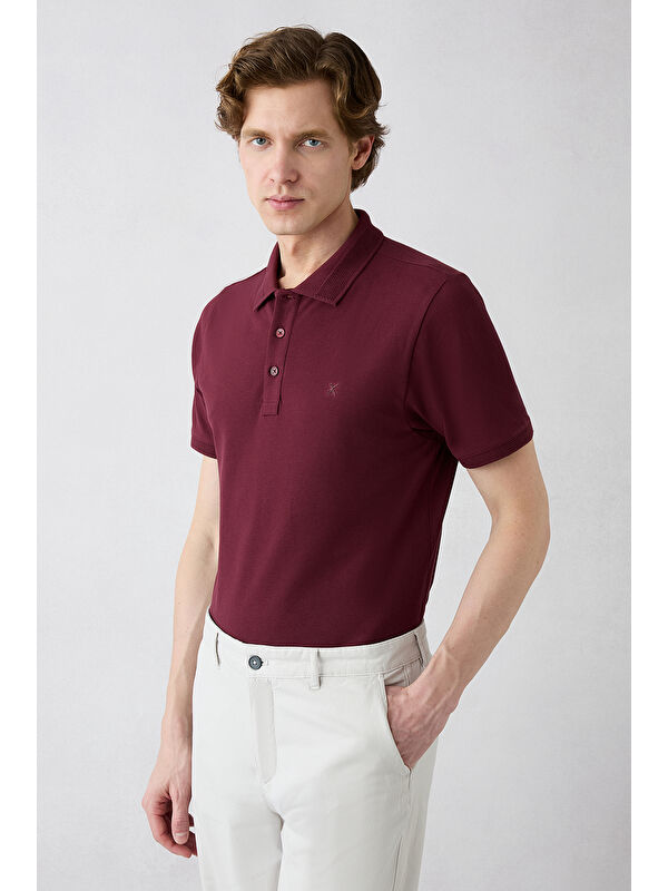 Kiğılı Kıvrılmaz Polo Yaka Slim Fit Dar Kesim Ribana Detaylı Pamuk Tişört