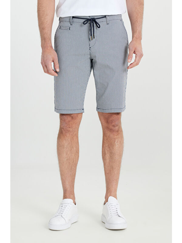 Altınyıldız Classics Erkek Lacivert Slim Fit Dar Kesim Yan Cepli Gofre Desenli Şort