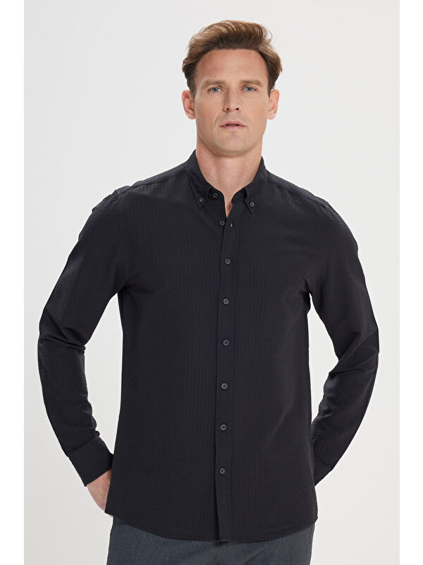 Altınyıldız Classics Erkek Siyah Slim Fit Dar Kesim Keten Görünümlü Gofre Desenli Düğmeli Yaka Gömlek
