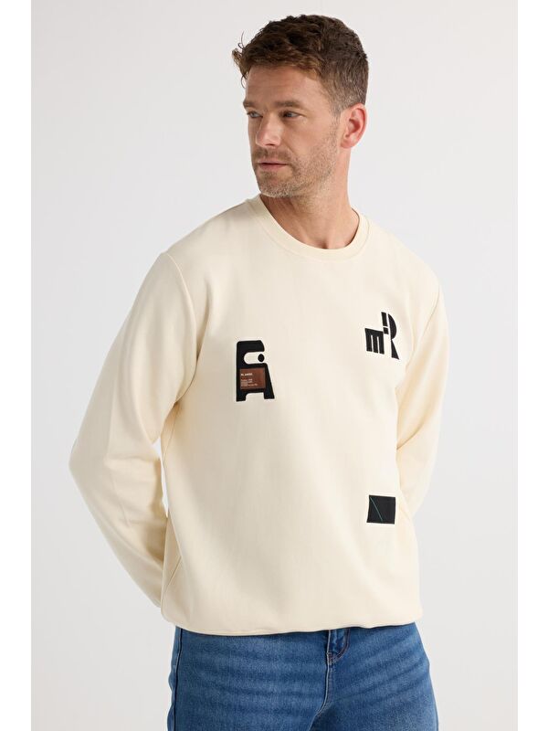 TUDORS Erkek Relax Fit Rahat Kesim Pamuklu Lastikli Kol Bisiklet Yaka Baskılı Ekru Sweatshirt
