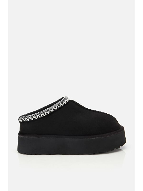 Yaya By Hotiç Kahverengi Yaya By Hotiç Yaya By Kadın Süet Dikiş Detaylı İçi Kürklü Yüksek Tabanlı Yarım Bot Terlik