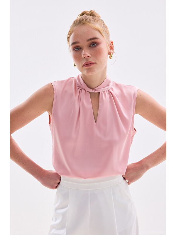 SATEEN Yaka Detaylı Saten Bluz - Pembe