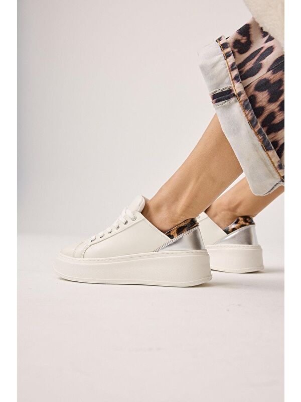 Beyaz Kadın Günlük Ayakkabı - Görsel 9