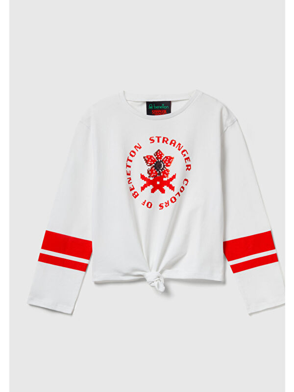 United Colors Of Benetton Kız Çocuk Krem %100 Pamuk Stranger Things Ön Düğüm Detaylı Kol Şerit Baskılı T-Shirt