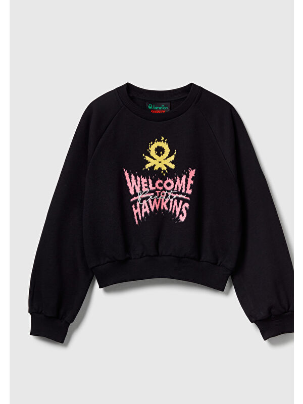 United Colors Of Benetton Kız Çocuk Siyah %100 Pamuk Kısa Kesim Stranger Things Ön Baskı Detaylı Ribanalı Sweatshirt