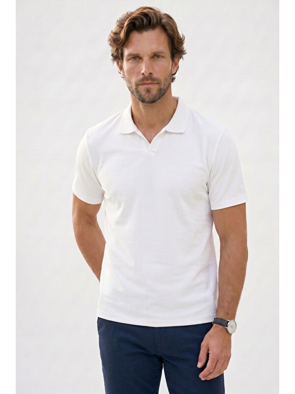 TUDORS Erkek Slim Fit Dar Kesim Pamuklu Kısa Kollu Çizgili Ekru Polo V Yaka Tişört
