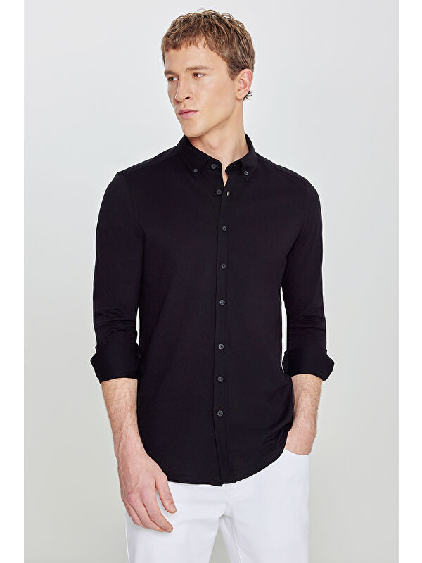 Altınyıldız Classics Erkek Siyah Pamuklu Slim Fit Dar Kesim Düğmeli Yaka Örme Gömlek