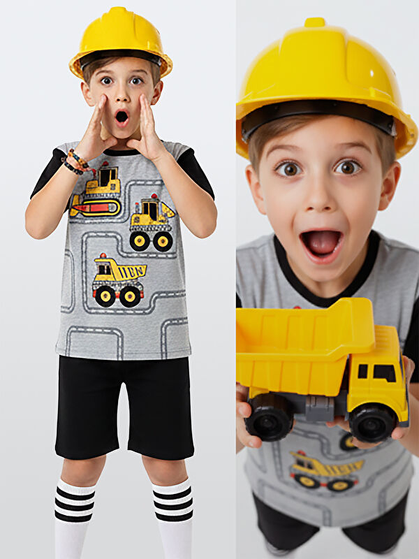 Denokids İnşaat Araçları Erkek Çocuk T-shirt Şort Takım