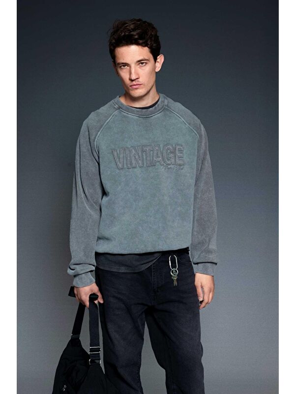 Abluka Online Erkek Oversize Yıkamalı Vintage Nakış Detaylı Sweatshirt Antrasit