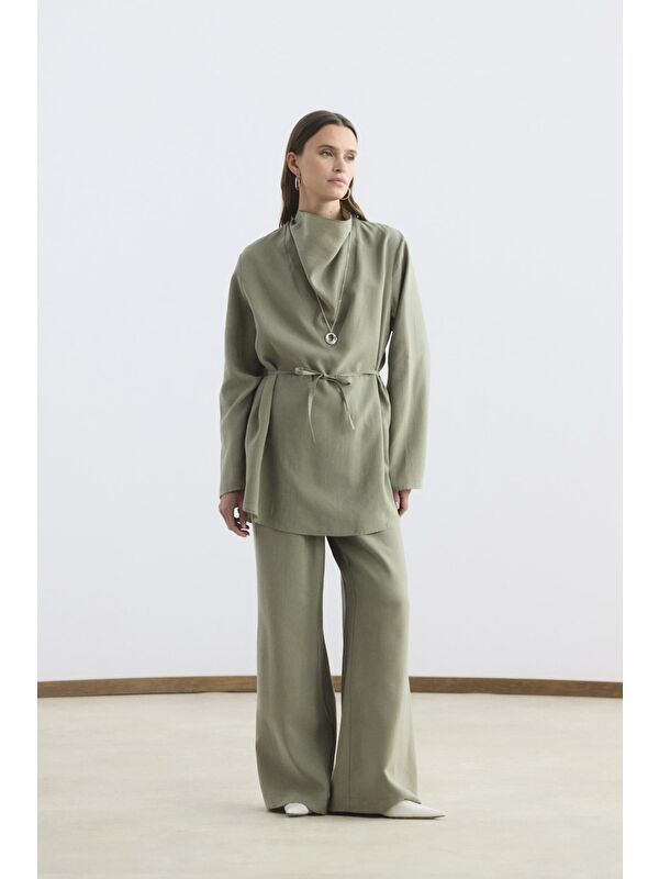Kadriye Baştürk Drape Yaka Tunik Pantolon Takım Adaçayı