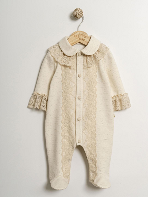 Mymio Bebe Yaka Uzun Kollu Dantel Detaylı Kız Bebek Tulum
