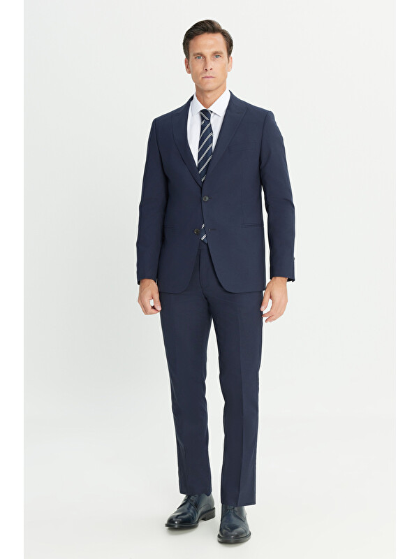 AC&Co / Altınyıldız Classics Erkek Lacivert Su Geçirmez Ekstra Slim Fit Kırlangıç Yaka Yünlü Nano Takım Elbise