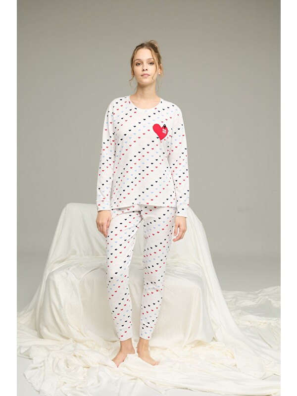 Siyah İnci Beyaz Kalp Desenli Pamuklu Bisiklet Yaka Örme Pijama Takım25241125
