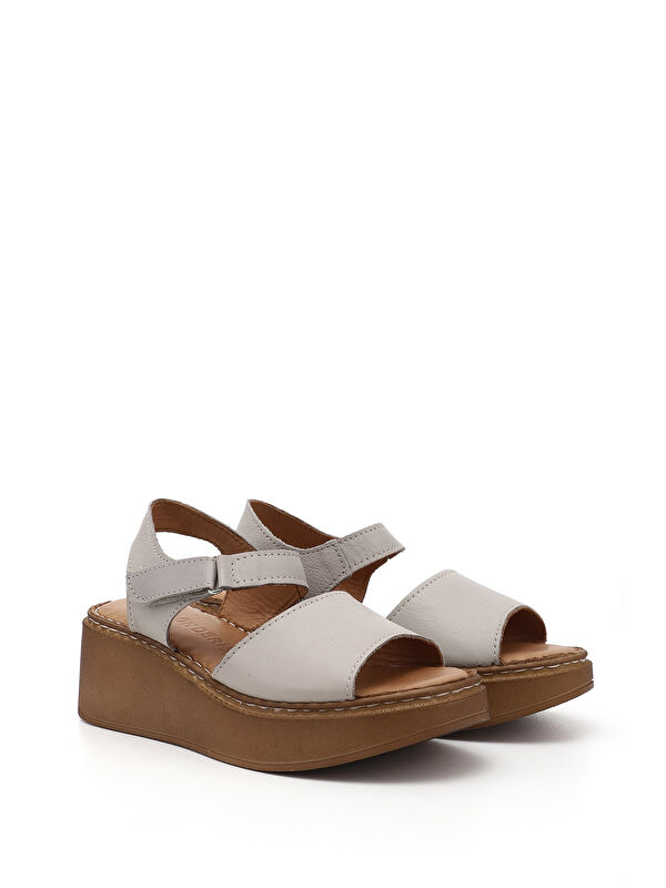 Kadın KREM Dolgu Taban Hakiki Deri Sandalet - Görsel 3