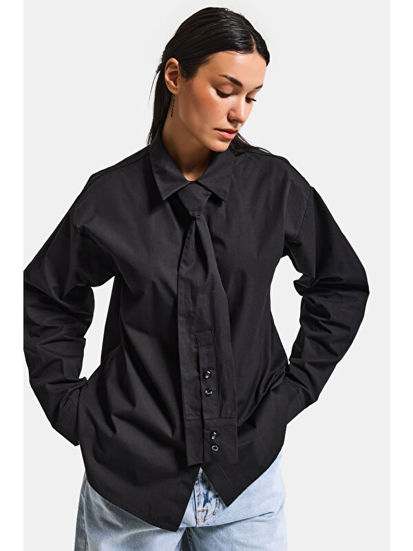 It's Basic Kadın Siyah Oversize Kravat Detaylı Özel Tasarım Bol Kesim Gömlek