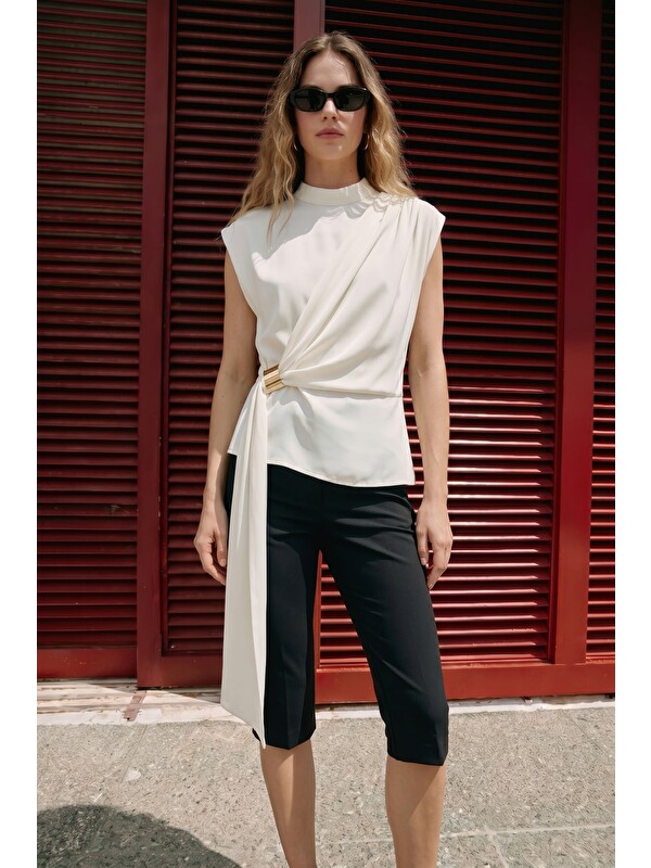 SATEEN Kuşak Detaylı Aksesuarlı Bluz - Ekru