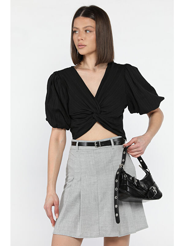 Gülseli Kadın Ön Düğüm Detaylı Yan Fermuarlı Balon Kol Crop Top Bluz
