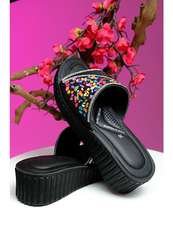 Dazzi Ortopedik Hafif Taban Topuklu Taş ve Boncuk Detaylı Günlük Kadın Terlik - Görsel 7