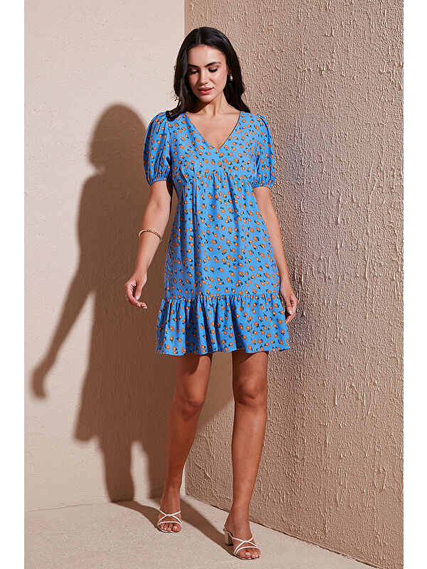 Lela Regular Fit V Yaka Balon Kol Desenli Mini Kadın Elbise 67810045