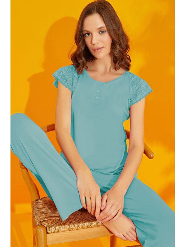 Fullamoda Yakası Dantel Detaylı Pijama Takımı